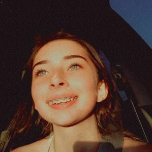 Meet your Posher, Karina